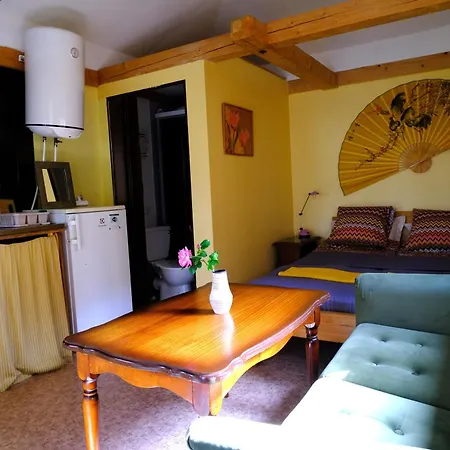 Chill House *
